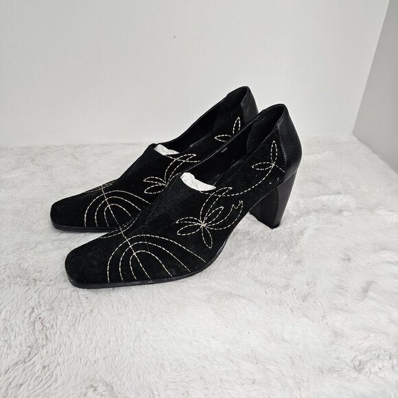 Matisse Pumps Black Suede Embroidered Goth Grunge Boho 10M - Picture 16 of 16